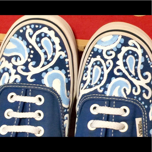 VANS AUTHENTIC STYLE HAND PAINTED PAISLEY PRINT - Picture 7 of 10